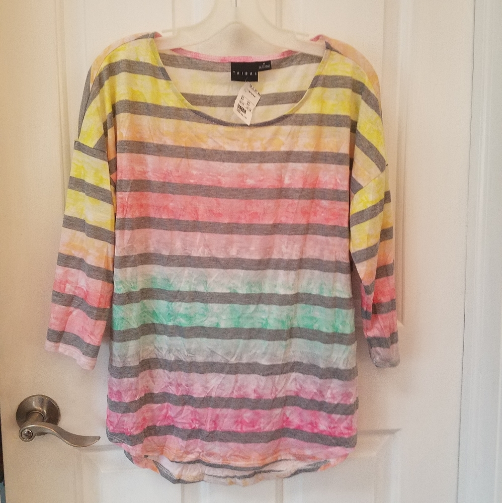Tribal top